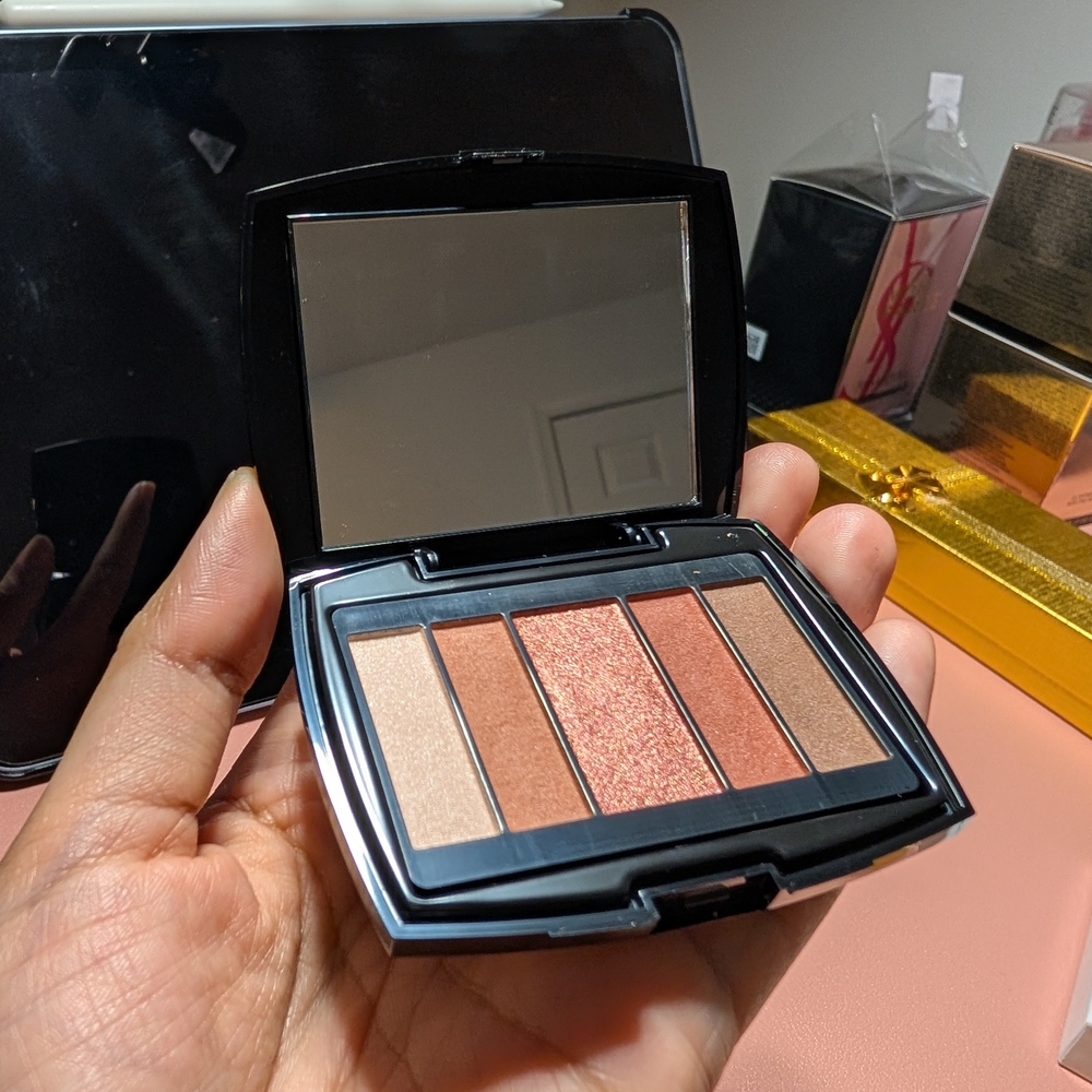 COPY - Lancome Eyeshadow Palette with Mirror